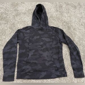 Lululemon Camo Sweatshirt Size 4